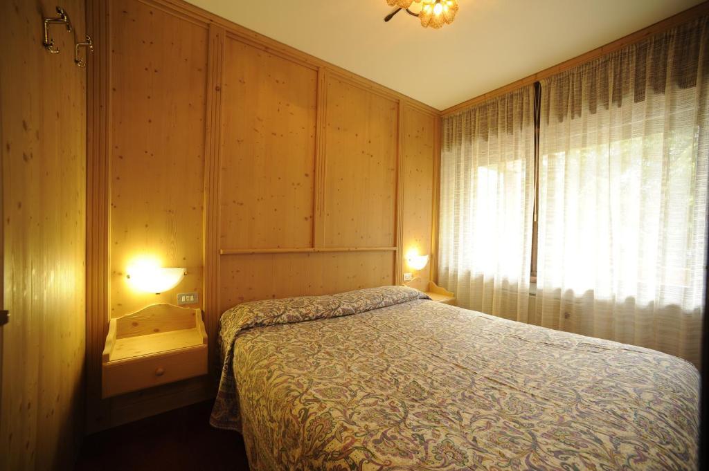Residence Edelweiss San Martino Di Castrozza Room photo