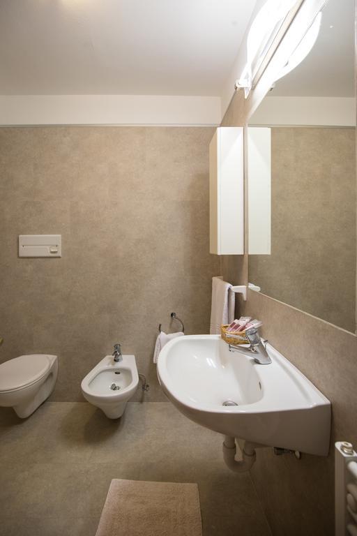 Residence Edelweiss San Martino Di Castrozza Exterior photo